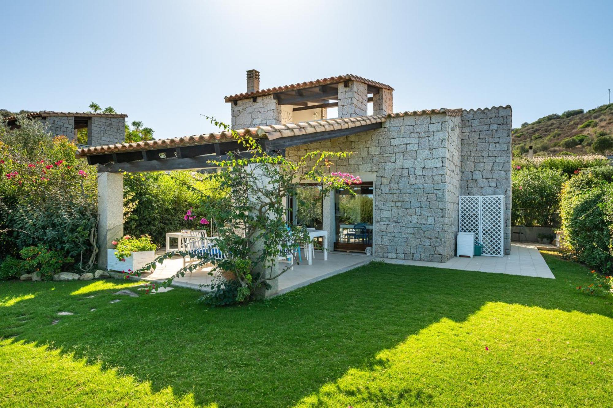 Villa Bouganville Cala Sinzias Castiadas Exteriör bild